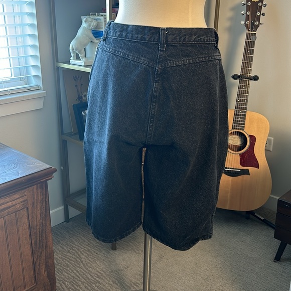 Vintage 90’s Black Denim Shorts - Picture 5 of 10